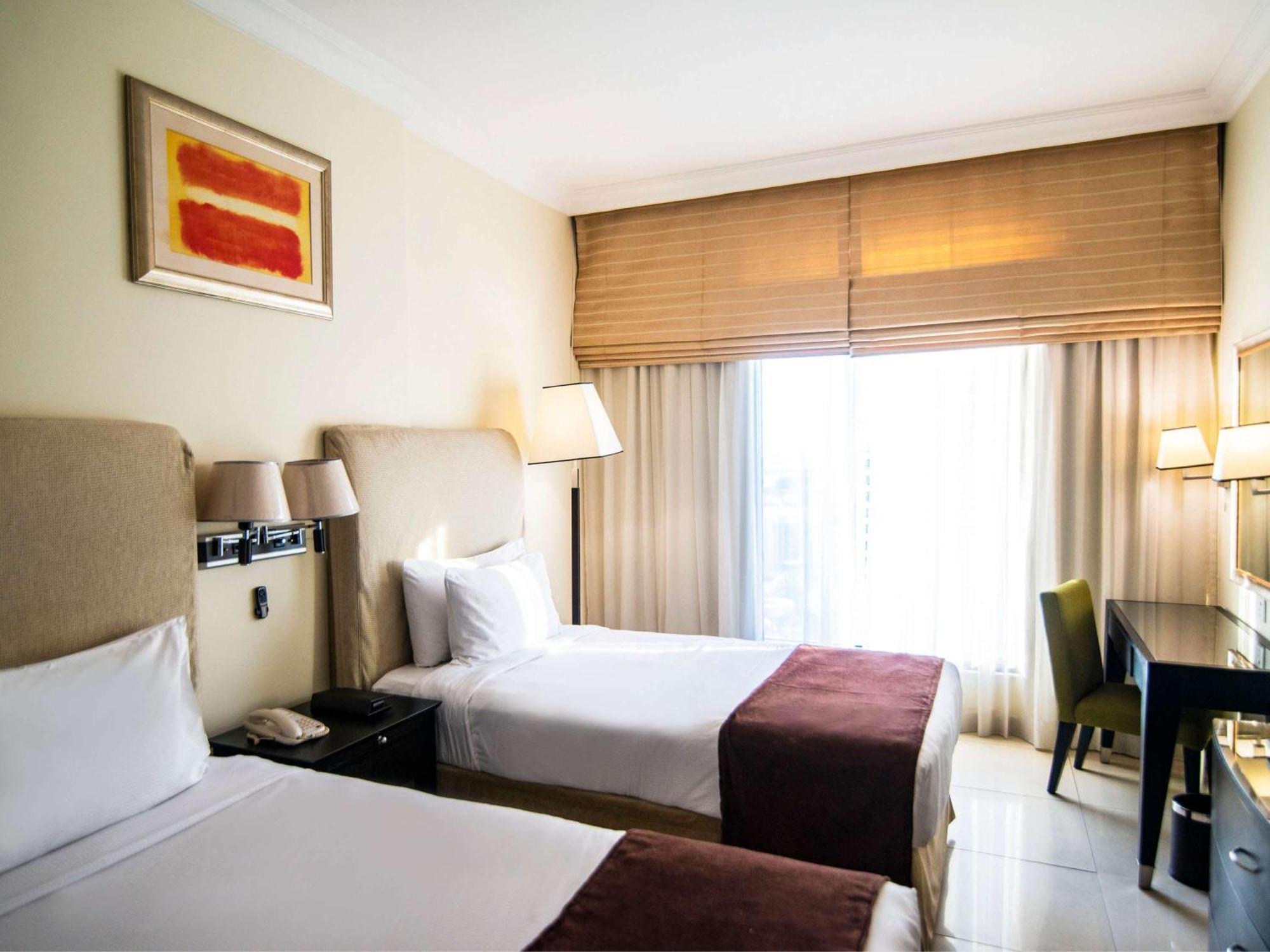 Mercure Dubai Barsha Heights Hotel Suites And Apartments Buitenkant foto